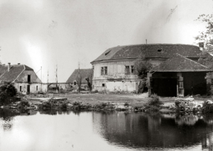 Chodovská tvrz