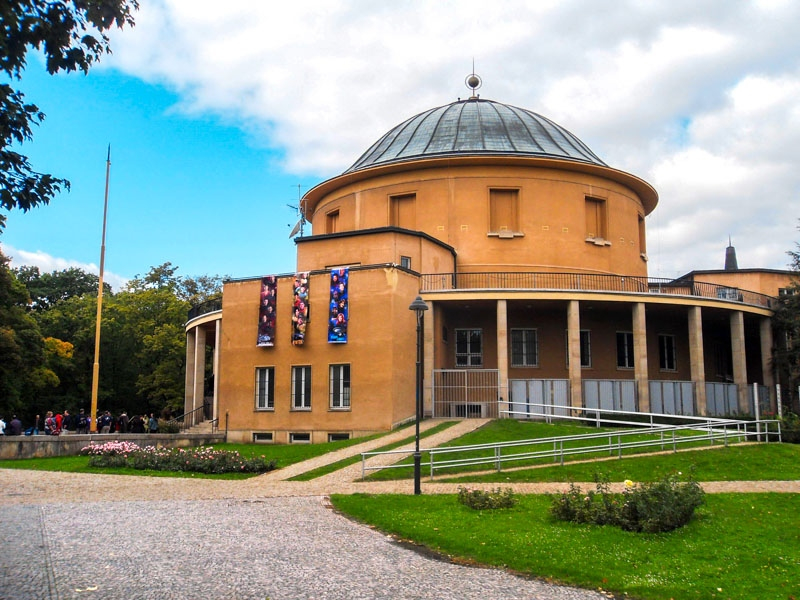 Planetarium_Praha