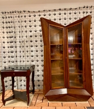 Josef Gočár, Skříň a stolek