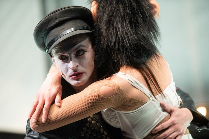 Cabaret3