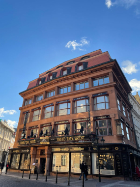Za poklady pražské architektury