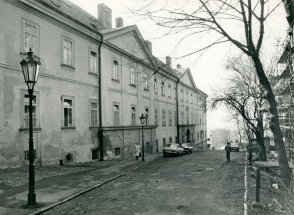 Od roku 1951 sídlila v budově první československá záchytka