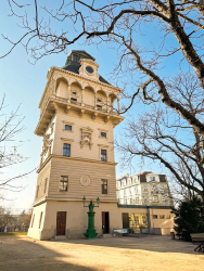 Vodárenská věž na Letné