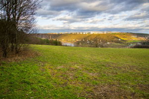 Pohled z výšinného sídliště